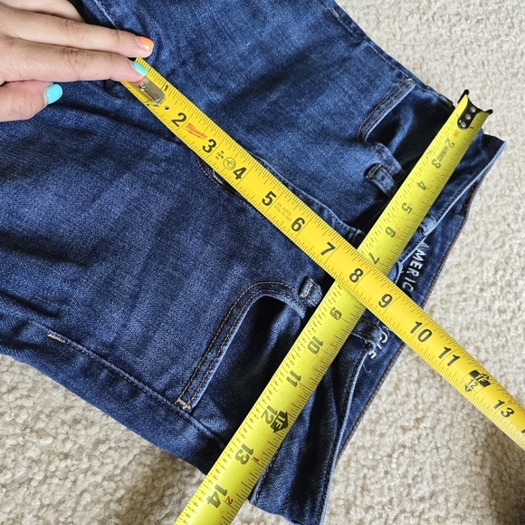 🌈American Eagle SHORT SIZE 2 Dark Wash Denim Jeans - Picture 7 of 8